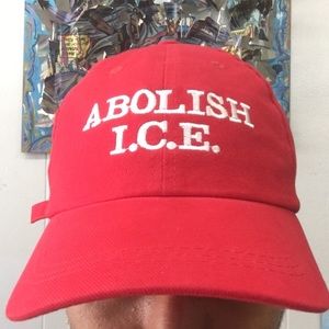 Dad hat Abolish I.C.E
